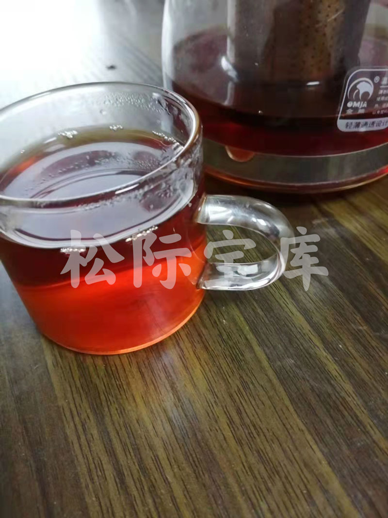 使用松际宝库土壤改良技术的红茶茶汤颜色